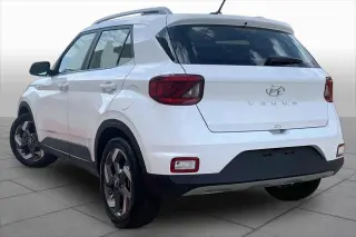 Hyundai VENUE 2025 SEL 4dr Crossover