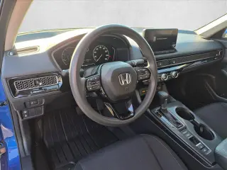 Honda Civic 2023 LX 4p Sedan
