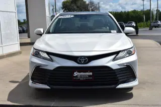 Toyota Camry 2023 AWD XLE 4dr Sedán