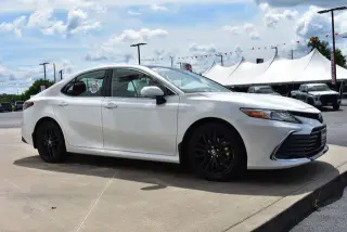 Toyota Camry 2023 AWD XLE 4dr Sedán