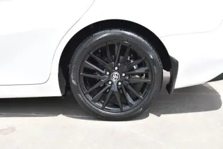 Toyota Camry 2023 AWD XLE 4dr Sedán