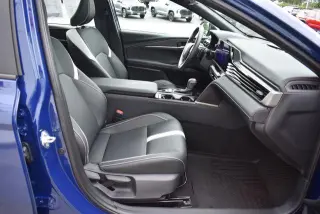 Toyota Camry 2026 SE 4dr Sedan