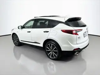 Acura RDX 2025 SH-AWD SUV de 4 puertas con paquete Advance y A-SPEC