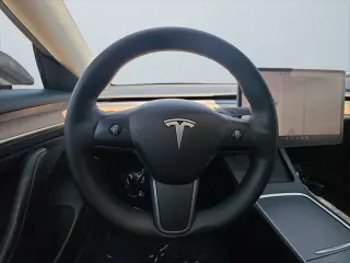 Tesla Modelo 3 2021 Rango Estándar Plus 4p Sedan