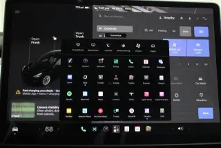 Tesla Model 3 2023 4dr Sedan