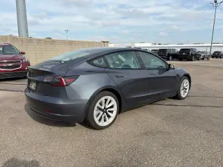 Tesla Model 3 2023 4dr Sedan