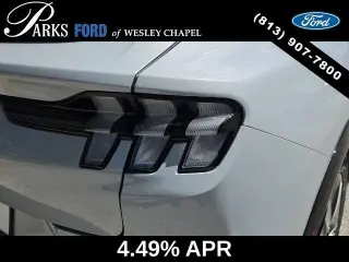 Ford Mustang Mach-E 2023 Premium 4dr SUV