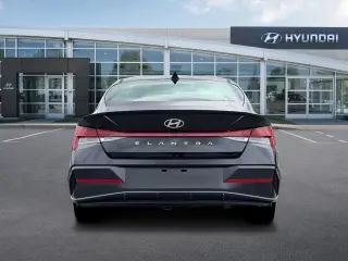 Hyundai ELANTRA 2026 SEL Sport Premium 4p Sedán