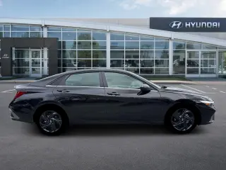 Hyundai ELANTRA 2026 SEL Sport Premium 4p Sedán