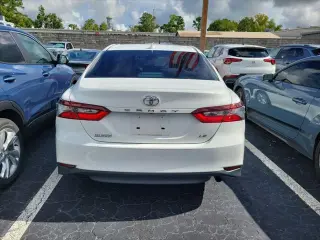 Toyota Camry 2021 LE 4p Sedan