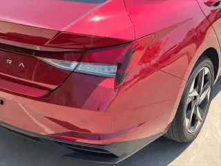 Hyundai ELANTRA 2023 SEL Sedán de 4 puertas