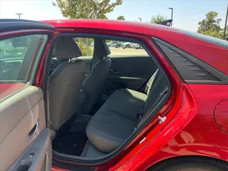 Hyundai ELANTRA 2023 SEL Sedán de 4 puertas