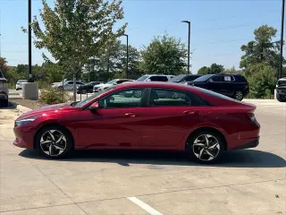 Hyundai ELANTRA 2023 SEL Sedán de 4 puertas