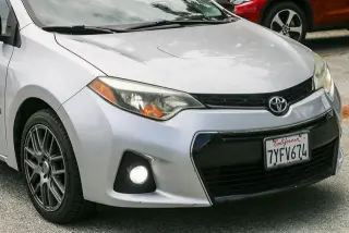 Toyota Corolla 2015 S Plus 4p Sedan 6M