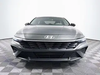 Hyundai ELANTRA 2025 SEL Sport 4dr Sedán