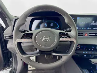Hyundai ELANTRA 2025 SEL Sport 4dr Sedán