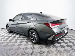 Hyundai ELANTRA 2025 SEL Sport 4dr Sedán