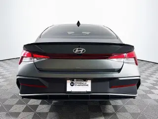 Hyundai ELANTRA 2025 SEL Sport 4dr Sedán