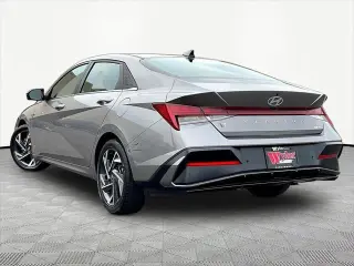 Hyundai ELANTRA 2024 Limited 4dr Sedan