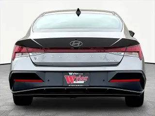 Hyundai ELANTRA 2024 Limited 4dr Sedan