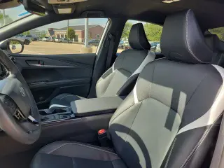 Toyota Camry 2025 SE 4p Sedan