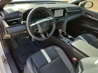 Toyota Camry 2025 SE 4p Sedan