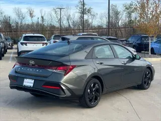 Hyundai Elantra 2026 SEL Sport sedán de 4 puertas