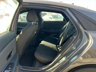 Hyundai Elantra 2026 SEL Sport sedán de 4 puertas