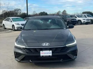 Hyundai Elantra 2026 SEL Sport sedán de 4 puertas