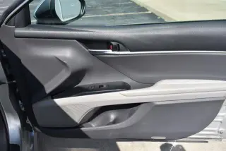 Toyota Camry 2018 SE 4p Sedan