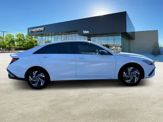 Hyundai ELANTRA 2025 SEL Sport 4dr Sedan