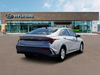 Hyundai ELANTRA 2026 SE 4dr Sed n