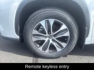 Toyota Highlander 2023 AWD XLE 4p SUV