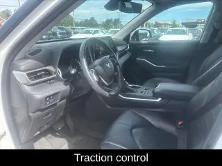 Toyota Highlander 2023 AWD XLE 4p SUV