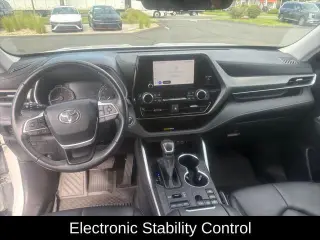 Toyota Highlander 2023 AWD XLE 4p SUV
