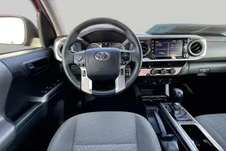 Toyota Tacoma 2022 4x2 SR5 4p Doble Cabina 5.0 ft SB