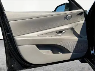 Hyundai ELANTRA 2023 SE 4dr Sedan