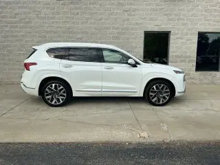 Hyundai SANTA FE 2023 Escritura 4p Crossover