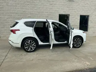 Hyundai SANTA FE 2023 Escritura 4p Crossover