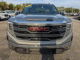 GMC Sierra 1500 2025 4x2 SLT 4dr Cabina de tripulacion con 5.8 pies BA