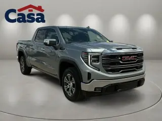 GMC Sierra 1500 2025 4x4 SLT 4p. Cabina de tripulación 6.6 ft. SB