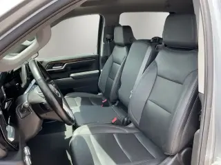 GMC Sierra 1500 2025 4x4 SLT 4p. Cabina de tripulación 6.6 ft. SB