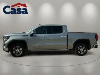 GMC Sierra 1500 2025 4x4 SLT 4dr Crew Cab 6.6 ft. SB