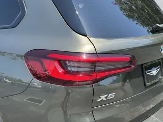 BMW X5 2023 AWD xDrive40i 4 puertas Vehículo de Actividad Deportiva