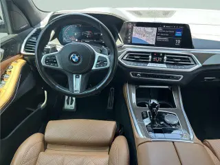 BMW X5 2023 AWD xDrive40i 4 puertas Vehículo de Actividad Deportiva