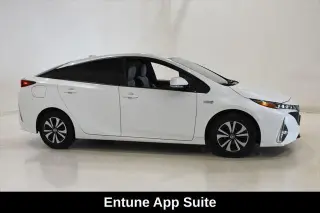 Toyota Prius Prime 2017 Avanzado 4p Hatchback
