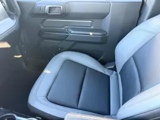 Ford Bronco 2025 4x4 Base 2dr SUV