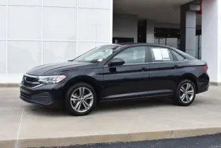 Volkswagen Jetta 2024 SE 4p Sedan