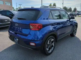 Hyundai VENUE 2023 SEL Crossroad de 4 puertas