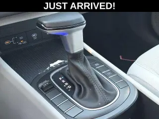 Hyundai KONA 2024 SEL 4dr Crossover